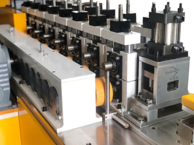 Gearbox unit for AUKA jig roll forming machines